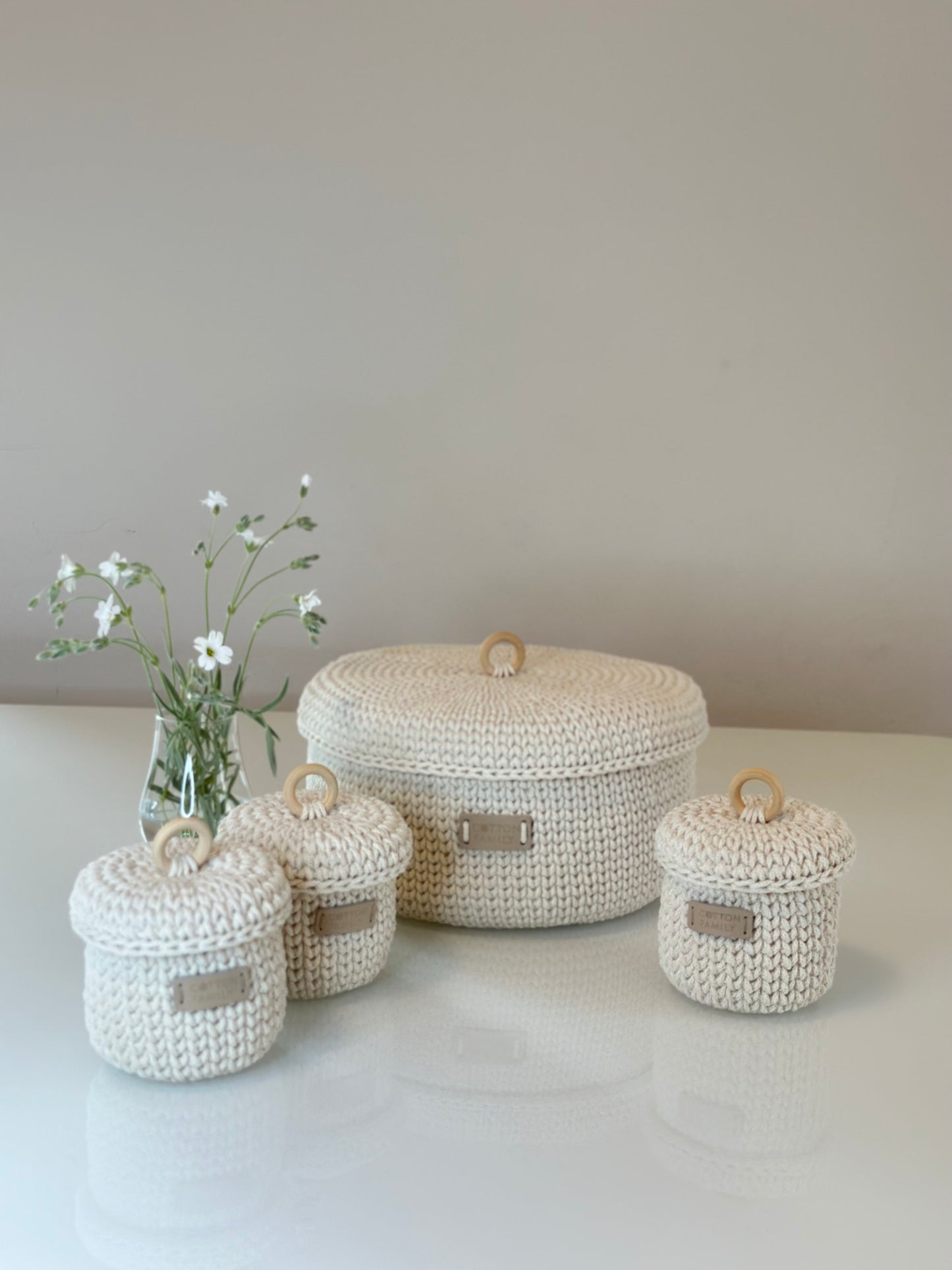 "RING" Set of 4 Round Organizer Lidded Baskets