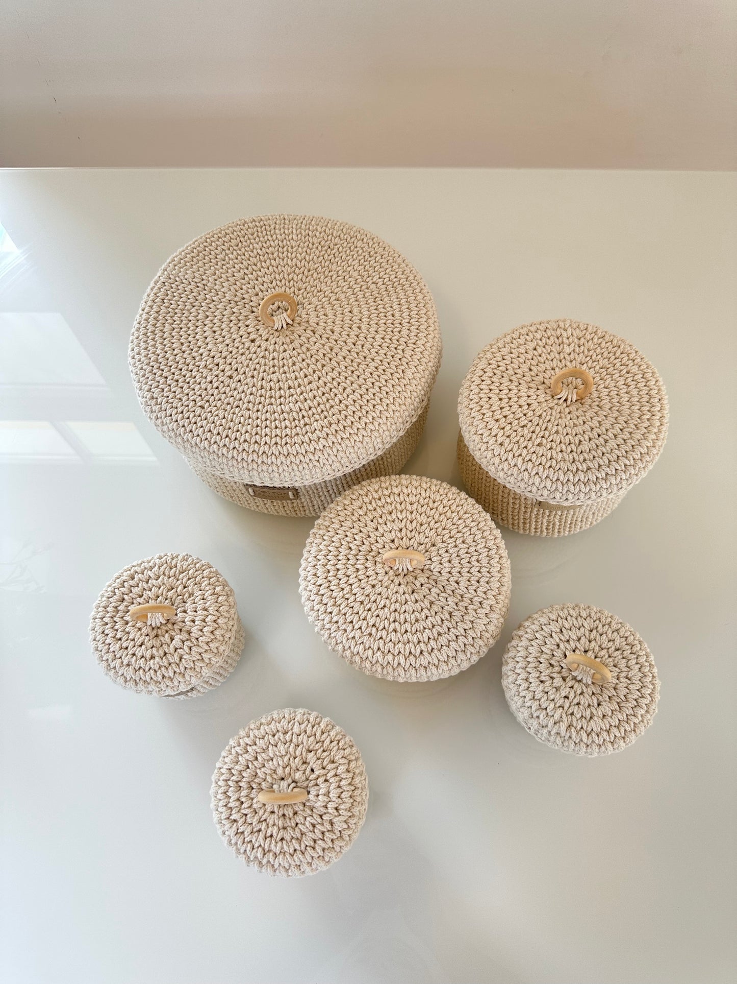 "RING" Set of 6 Round Organizer Lidded Baskets