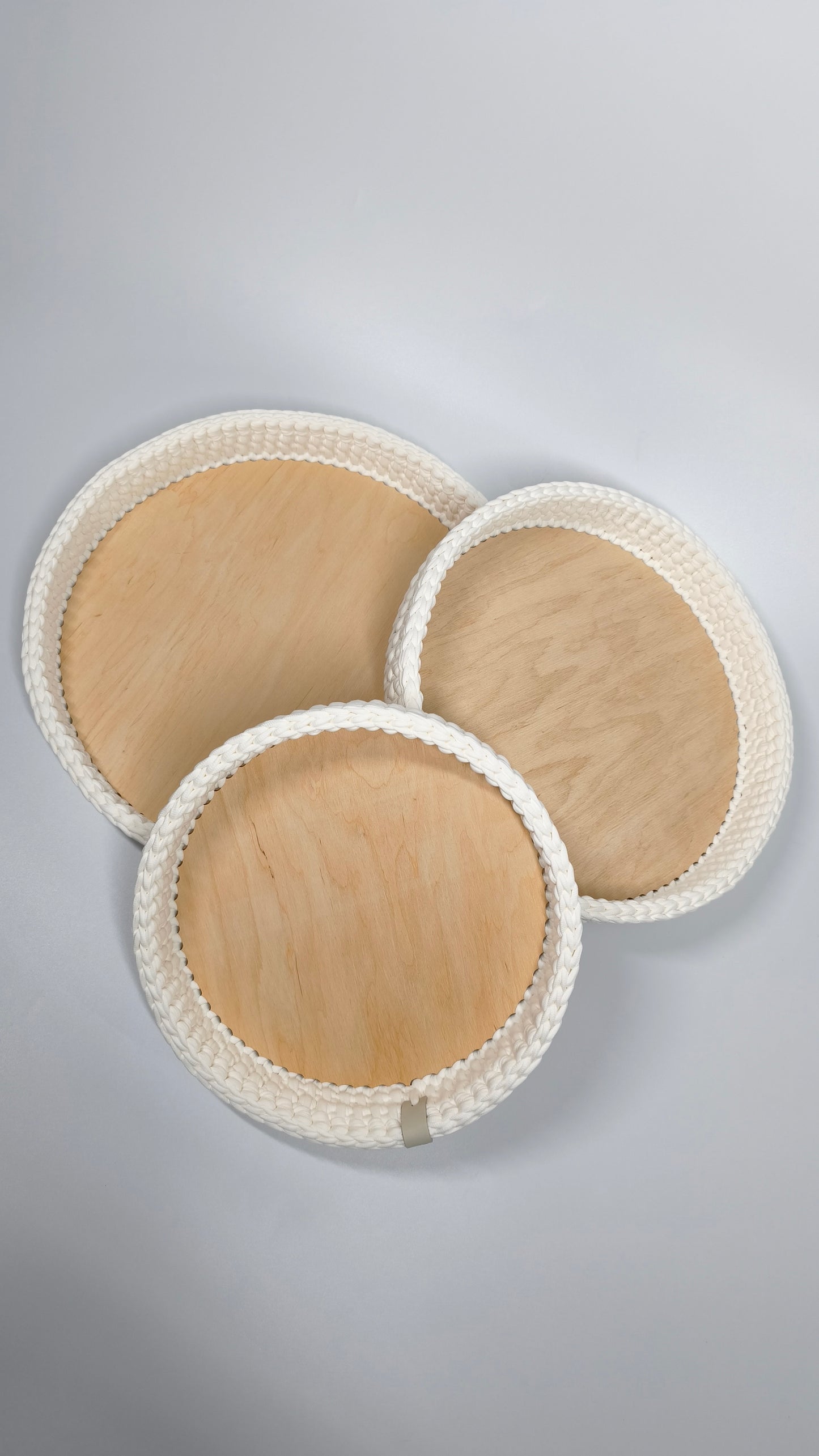 SALVA Tray — Milk | Handmade Round Crochet Tray with Wooden Base