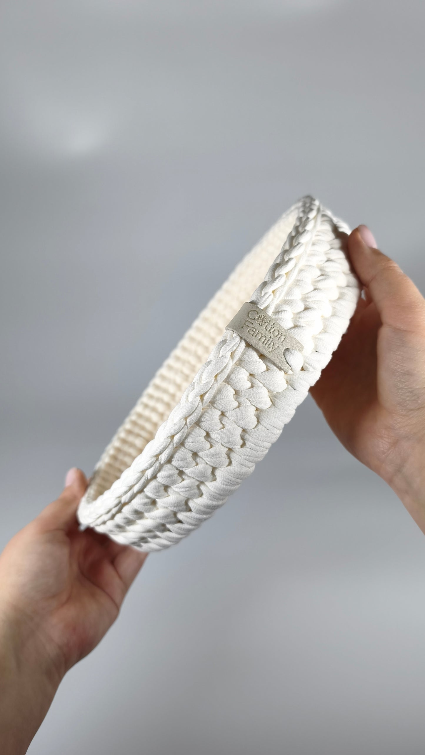 SALVA Tray — Milk | Handmade Round Crochet Tray with Wooden Base