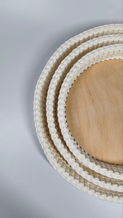SALVA Tray — Milk | Handmade Round Crochet Tray with Wooden Base