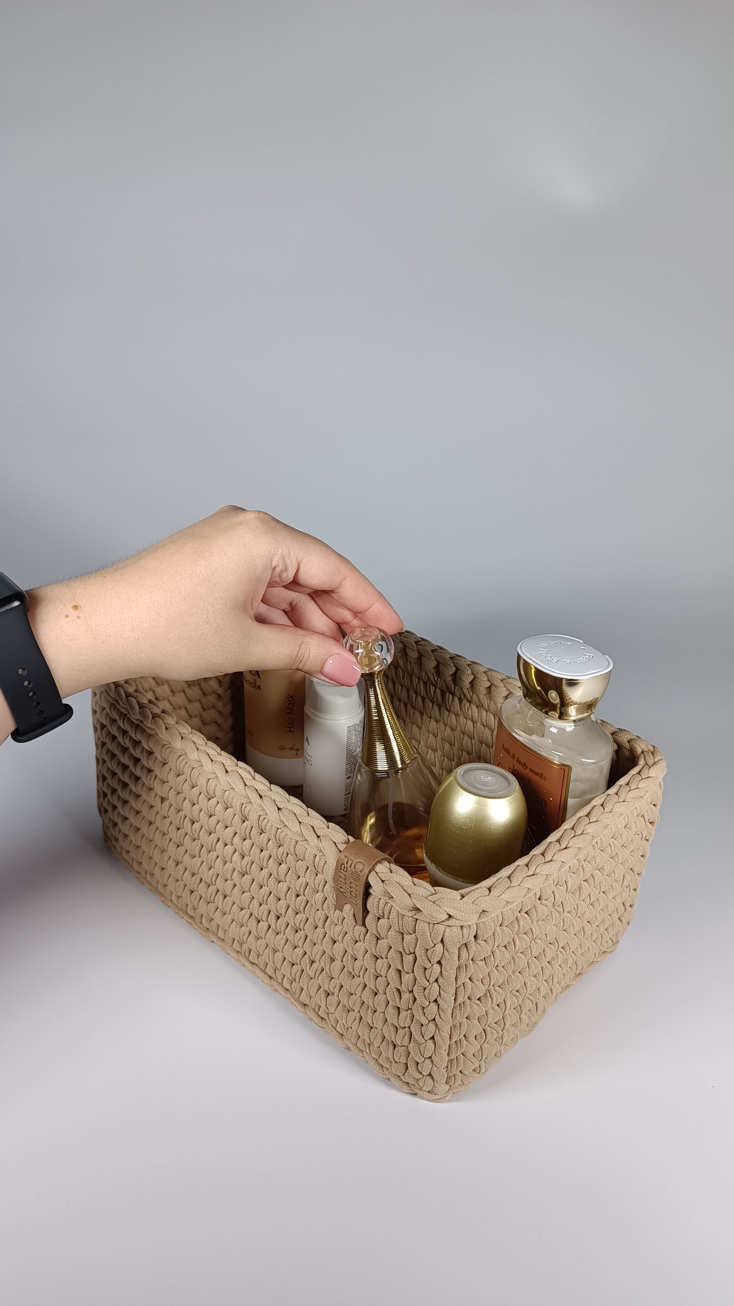 RECTO Basket — Warm Sand | Handmade Crochet Organizer with Knitted Bottom