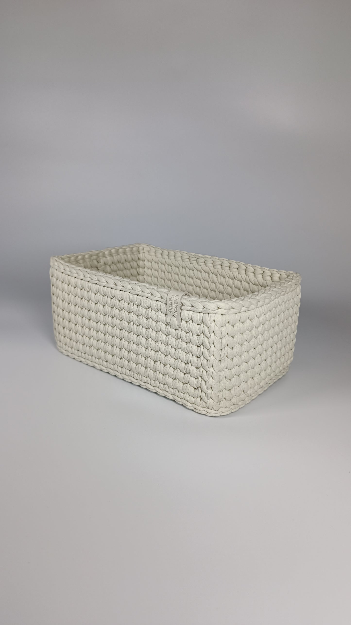 RECTO Basket — Ivory | Handmade Crochet Organizer with Knitted Bottom