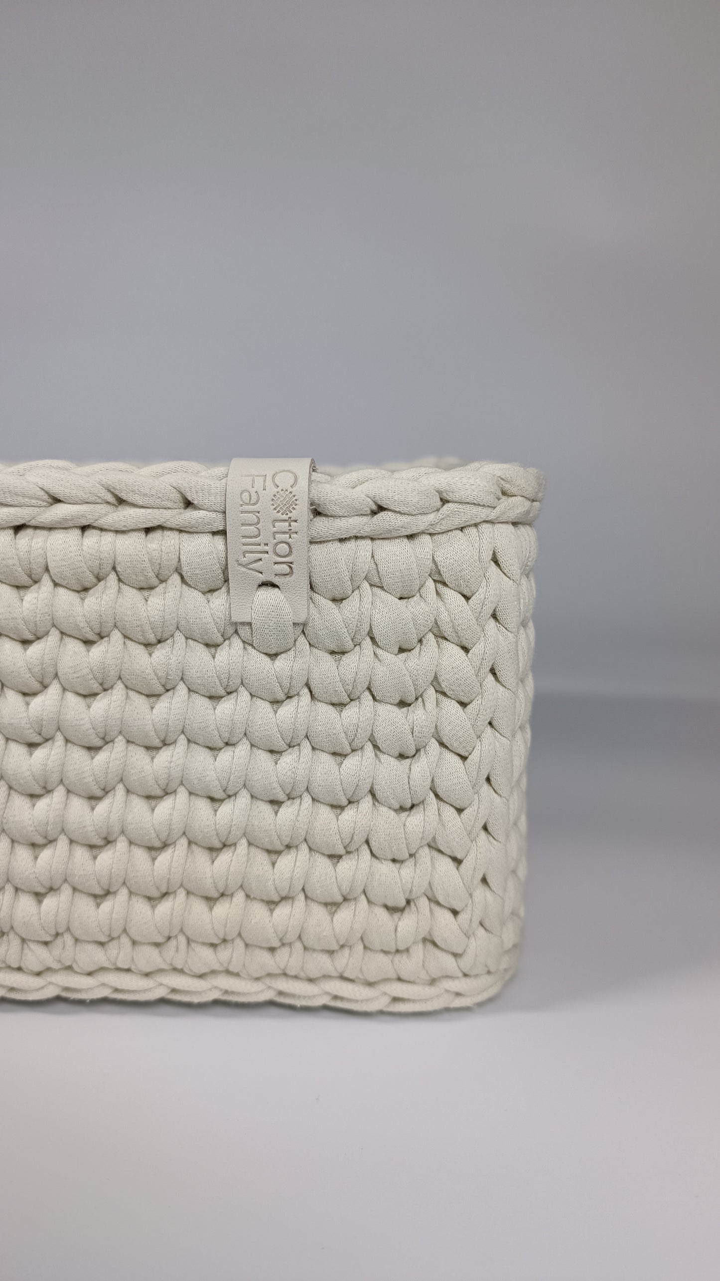 “RECTO” Handmade Rectangle Basket — Ivory (Knitted Bottom), 27×17×11 cm