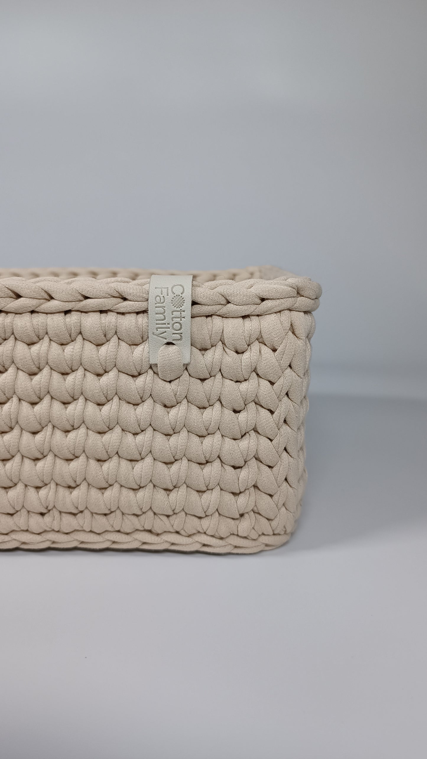 RECTO Basket — Beige Powder | Handmade Crochet Organizer with Knitted Bottom