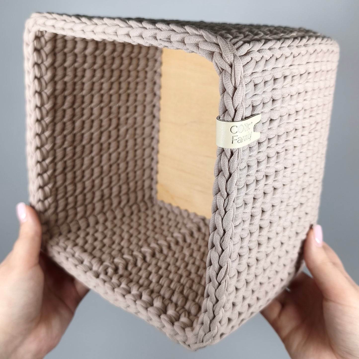 CUBE Wood Basket — Pure Cashmere